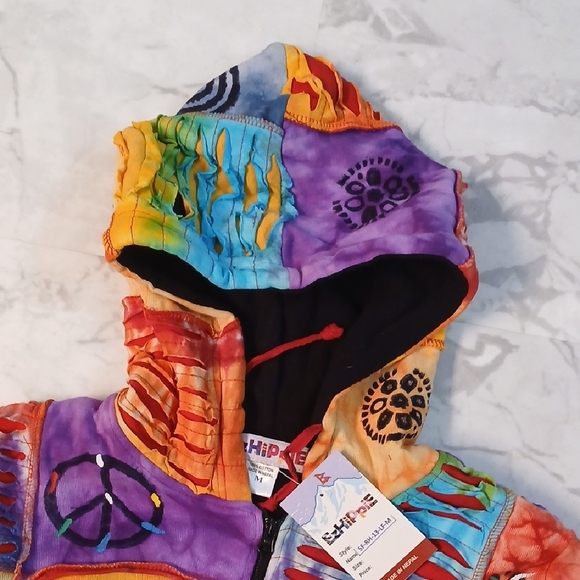 Hippy Vibrant Tie-dye Patchwork Women's Fleece-lined Coat from Nepal - Picture 5 of 6